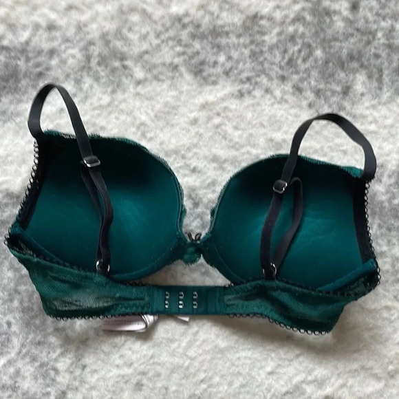 Victoria's Secret Dream Angels Lace Bra - Picture 6 of 16